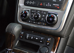 GMC アカディア デナリ / ACADIA DENALI GMC アカディア デナリ / ACADIA DENALI