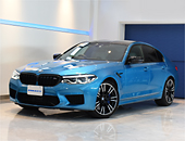 2019年モデル BMW M5