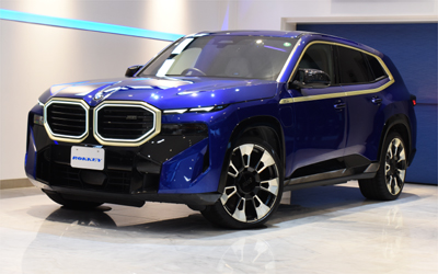 2023年モデル BMW XM 1オーナー車 シルバーストーンインテリア 