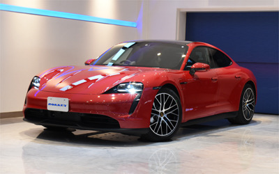 2024年モデル 正規ディーラー車 ポルシェ タイカン 4S パフォーマンスバッテリー OP多数